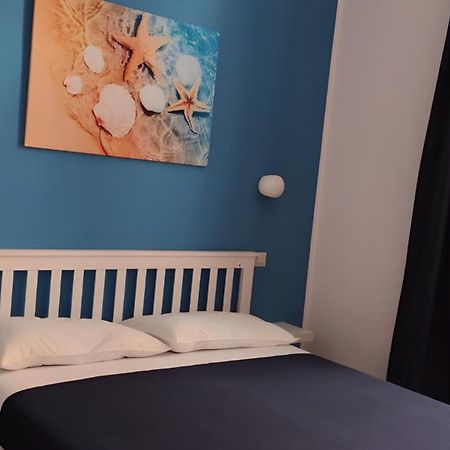 Bed and Breakfast Le Quattro Stagioni Genua Exterior foto